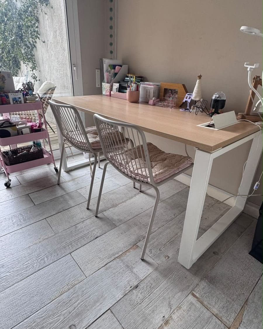 Escritorio muy práctico !