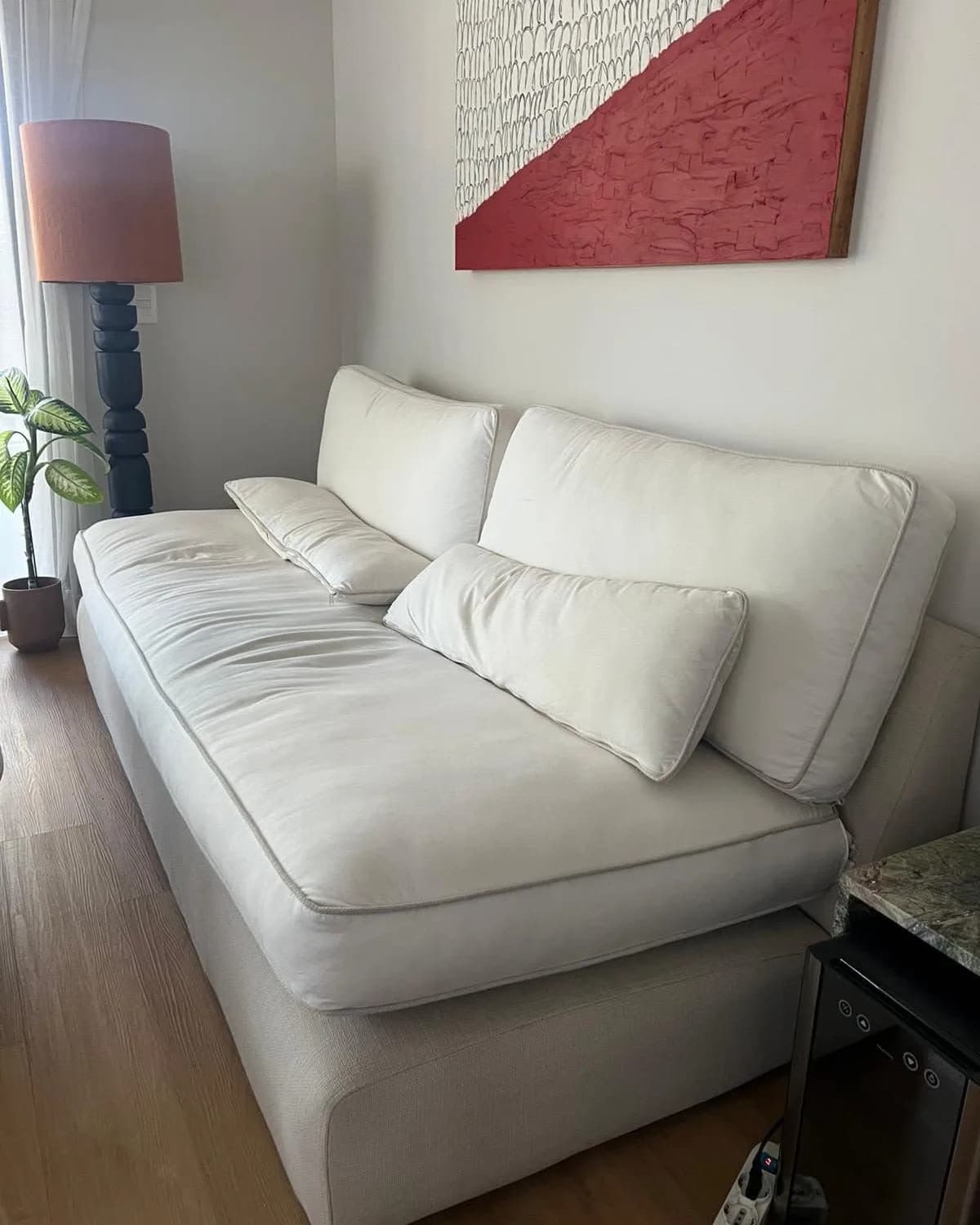 Sofá Sillon de dos cuerpos tapizado color crudo