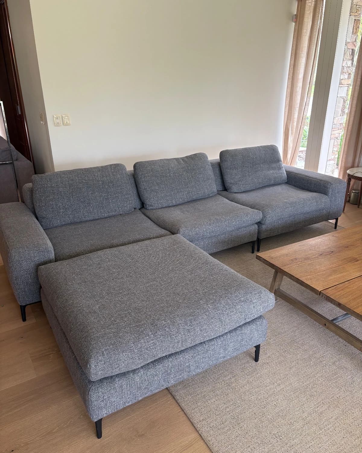 Sillón de 5 cuerpos con chaise longue, de Aihaus