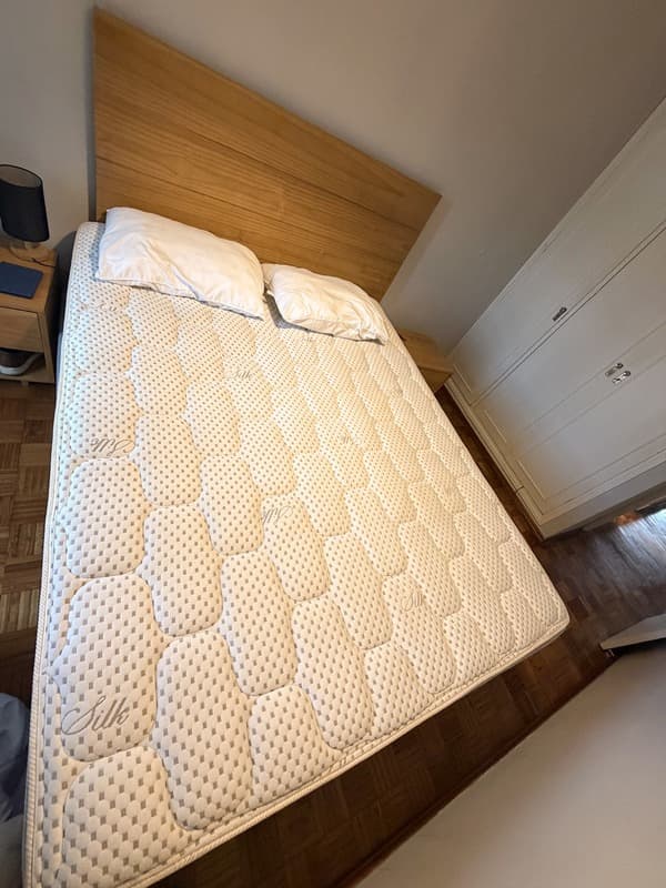 Sommier Queen ivory + 2 boxes