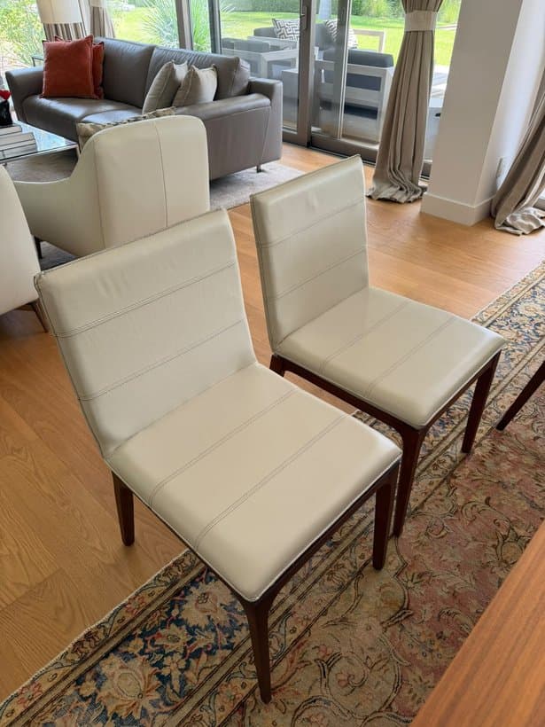 Set de 6 sillas de comedor de cuero beige
