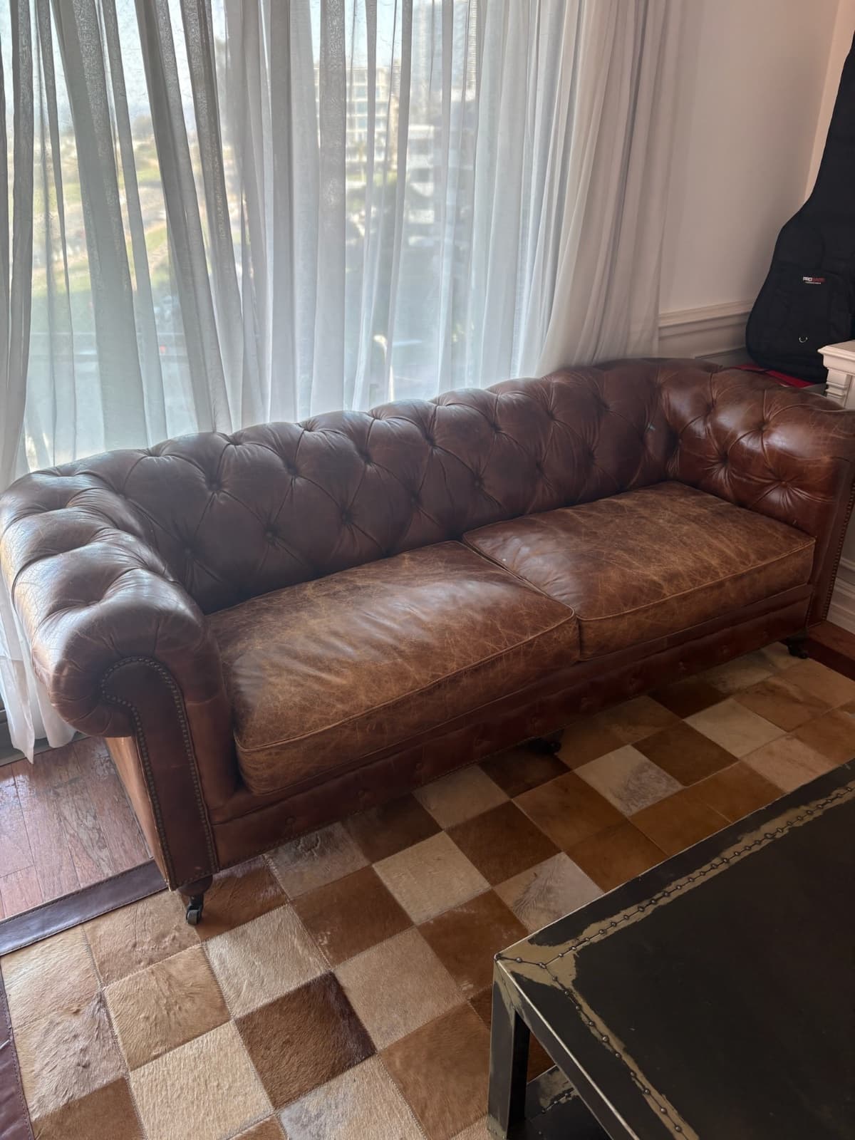 Chesterfield 2